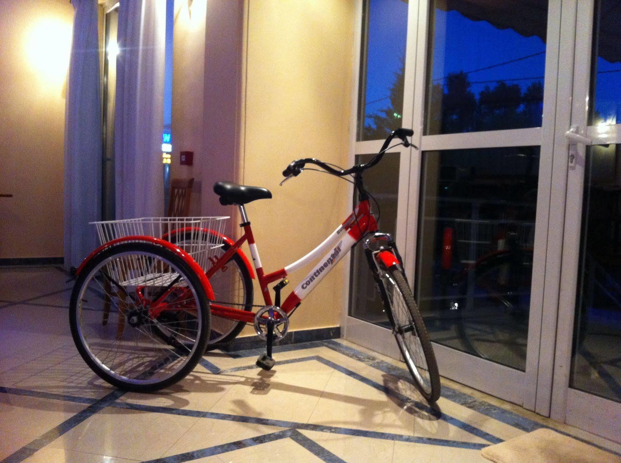Cybele Guest Афины